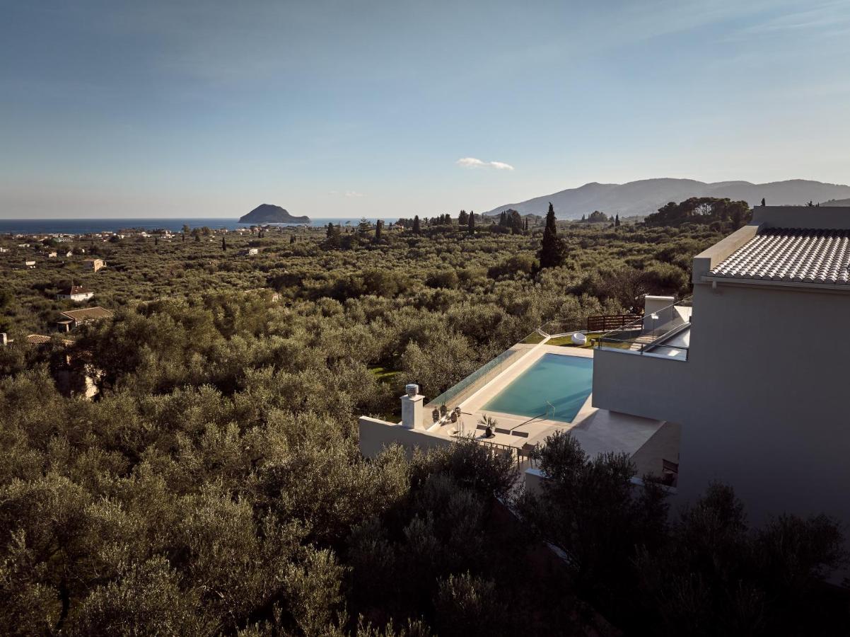 Felicita Villa terrace and sea-view outdoor space
