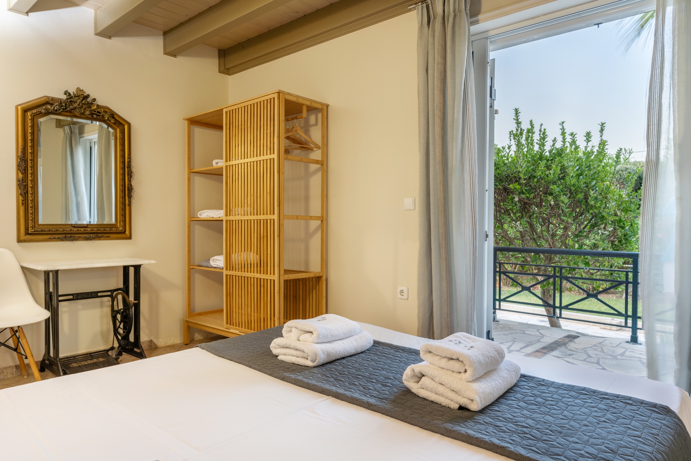 Dream Villa bedroom opening onto the garden